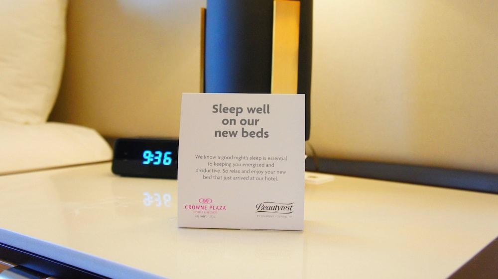 Crowne Plaza Edison By Ihg Ξενοδοχείο Εξωτερικό φωτογραφία