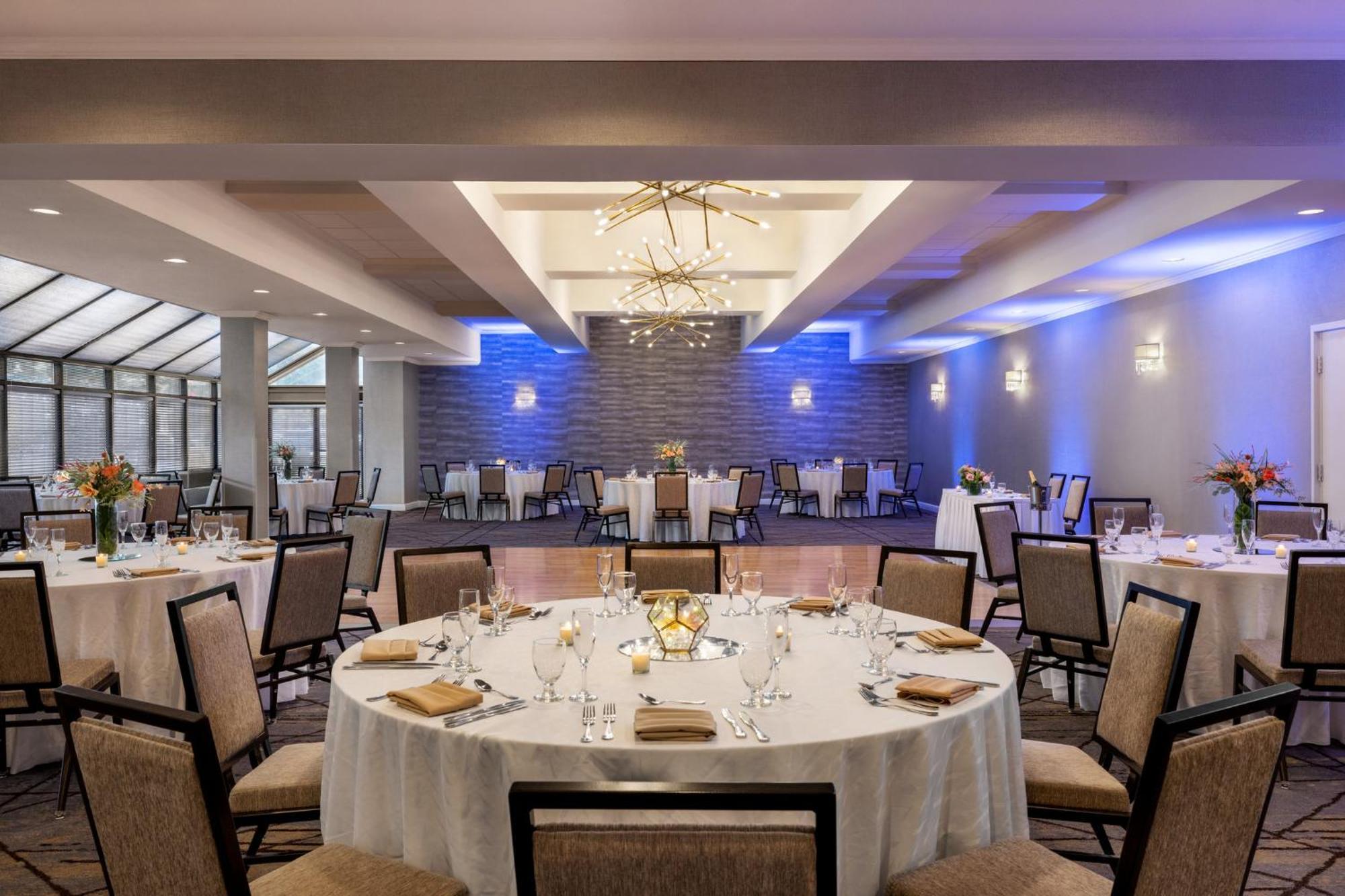 Crowne Plaza Edison By Ihg Ξενοδοχείο Εξωτερικό φωτογραφία