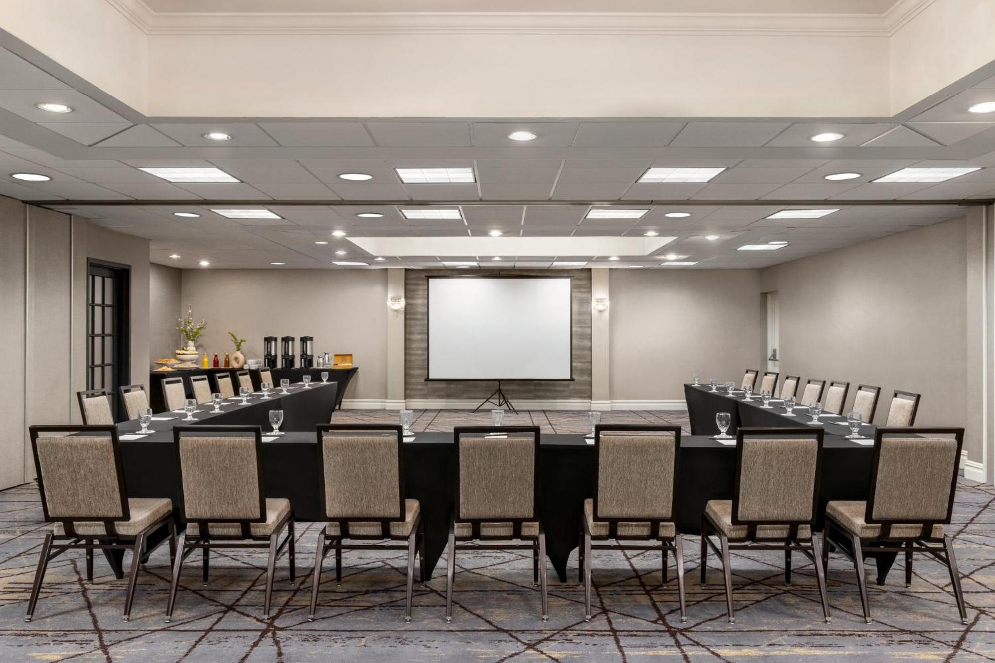 Crowne Plaza Edison By Ihg Ξενοδοχείο Εξωτερικό φωτογραφία